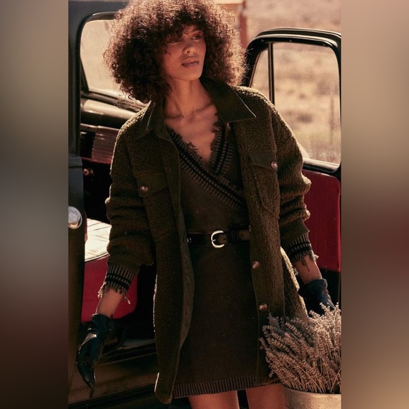 Varsity inspired sweater dress - Picture 2 of 6